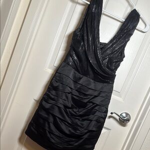 Express dress. Size 4. NWT.